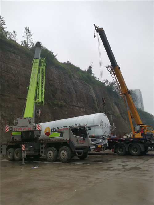 包头市“不怕风雨冻”—— 吊车的 “恶劣环境适应” 技术